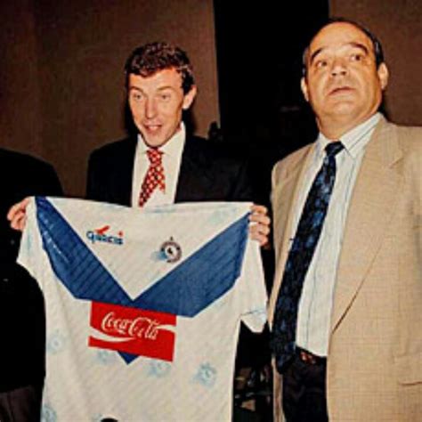 Presentacion De Emilio Butrague O Dia Historico Del Club Emilio