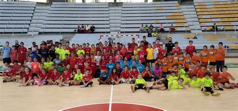 NUEVA ACTIVIDAD DE MINIBALONMANO PARA PRIMARIA Club Balonmano Huesca