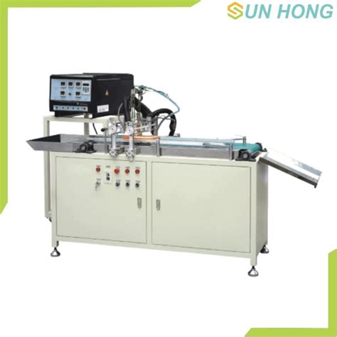 Plate Cabin Panel Air Filter Gluing Machine Hot Melt Gluing Machine
