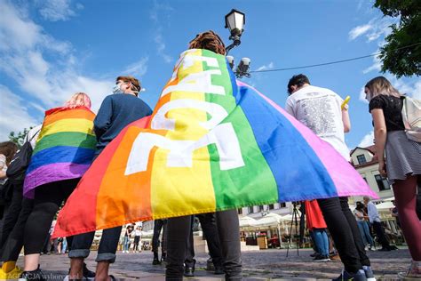 Podkarpacie Wyciekł projekt uchwały uchylający stanowisko anty LGBT