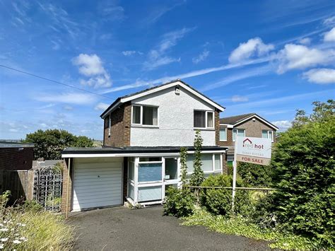 VIEWS OF THE CASTLE Red Hot Property