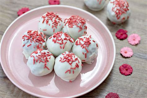 Easy To Make Red Velvet Truffles Whispered Inspirations