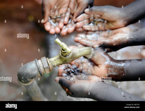 Symbole pour manque d eau en Afrique la rareté symbole La rareté de