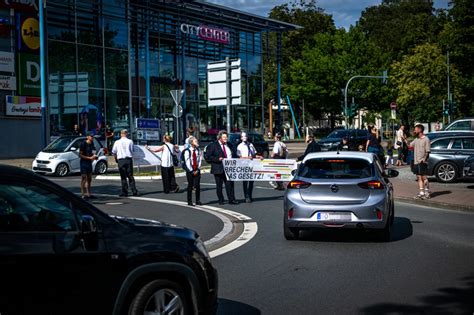 Letzte Generation Protestiert In Soest Laufblockade In Der Innenstadt