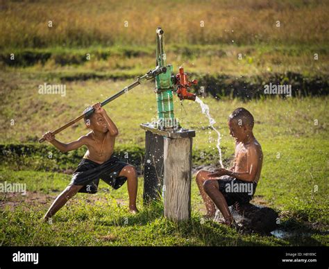 Acque Sotterranee Immagini E Fotografie Stock Ad Alta Risoluzione Alamy