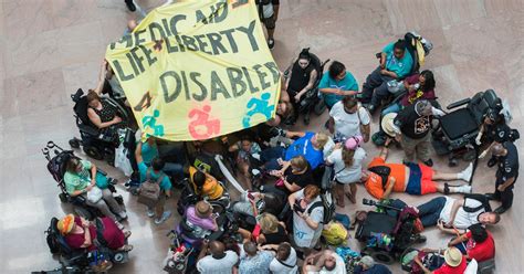 As Senate Advances On Obamacare Repeal Protesters Fight For Medicaid Huffpost Latest News