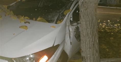 Accidente En Av Libertador Un Veh Culo Pierde El Control E Impacta