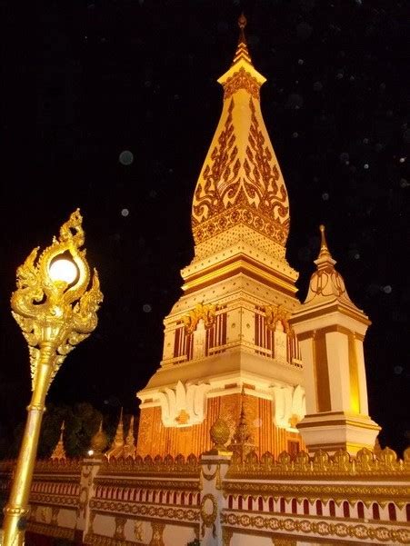 ประวัติวัดพระธาตุพนม