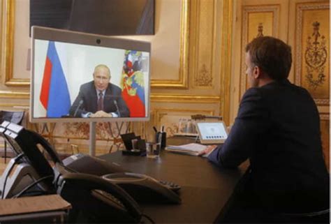 Macron Putin Dago Fotogallery