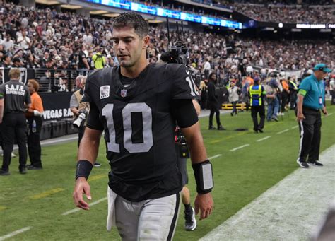 Who Are The Raiders Options At Quarterback Without Jimmy Garoppolo