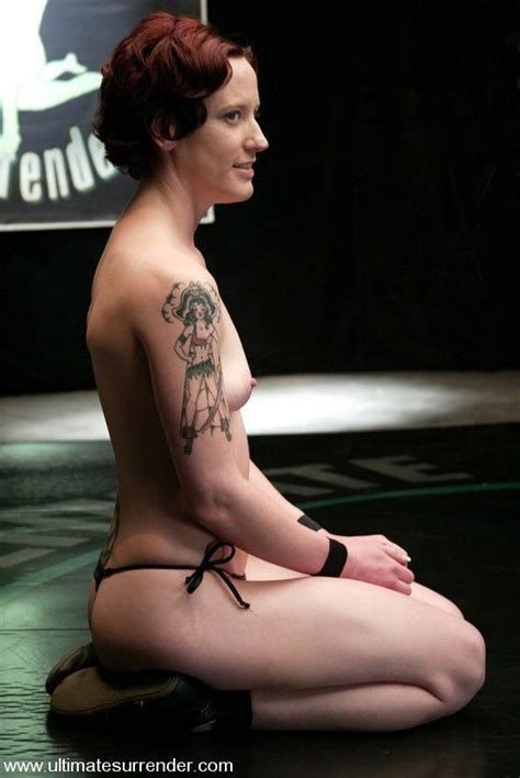 Brutal Naked Catfight To See Who Get To Fuck And Dominate The Loser With Strapon Porn Pictures