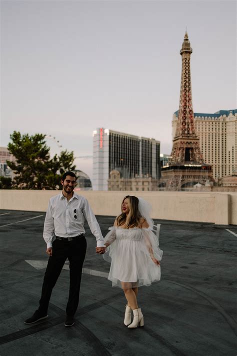 7 Reasons To Get Married in Vegas - Taylor Parker Photography - Asheville Wedding Photographer