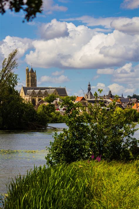 Présentation de la ville Ville de Péronne