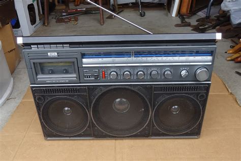 Ghetto Blaster Vintage Boombox Radio Magnavox Model D8443 Huge Etsy