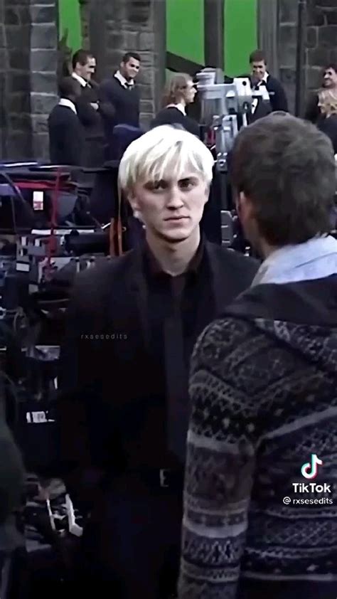 Pin di ᴍᴀʀᴛɪᴘᴏᴛᴛᴇʀ su I tuoi Pin Draco malfoy Draco Draco malfoy