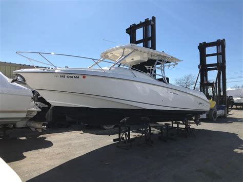 2006 Boston Whaler 32 Outrage Cuddy Cabin Power Boat For Sale