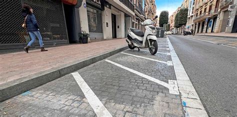 Reus habilita nuevos parkings de motos en el arrabal de Martí Folguera