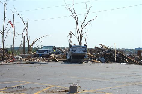 Ef5 Tornado Damage At Joplin Mo We Finally Drove Down To Flickr