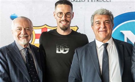 Il Presente Di Laporta A De Laurentiis Prima Di Napoli Barcellona Foto