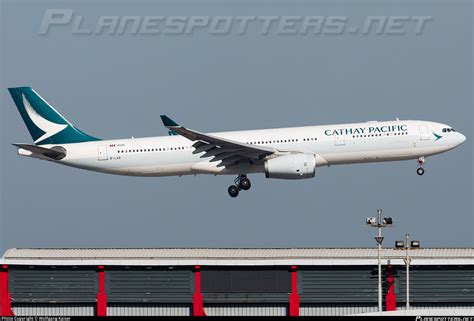 B Lar Cathay Pacific Airbus A Photo By Wolfgang Kaiser Id