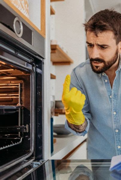 Mantén El Horno Impecable Con Estos Consejos Sencillos De Limpieza