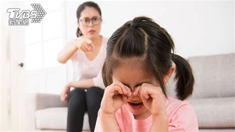 名字諧音鬧笑話！老師上課不敢點名「杜姓」學生、「花」爸幫兒女取名氣炸老婆食尚玩家