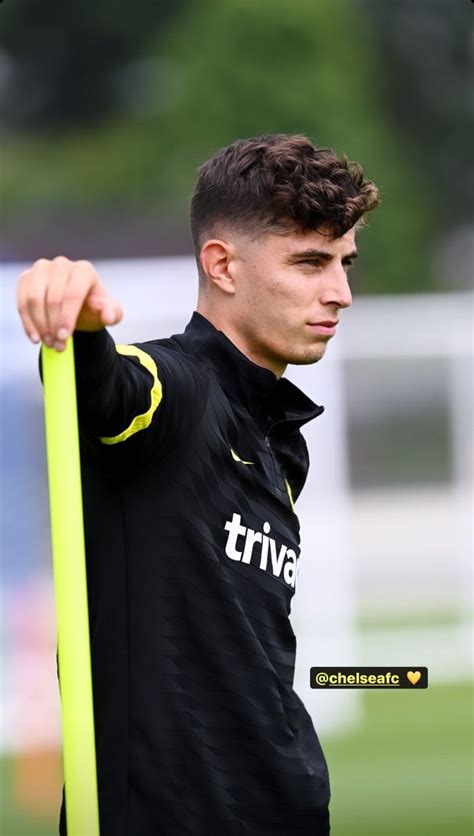 Kai Havertz Jugadores de fútbol Futbol Pelo rapado hombre