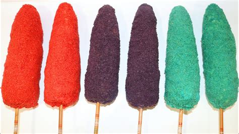 Elotes Cubiertos De Takis Azul Rojo Y Morado Una Botana Que Lo Tienen