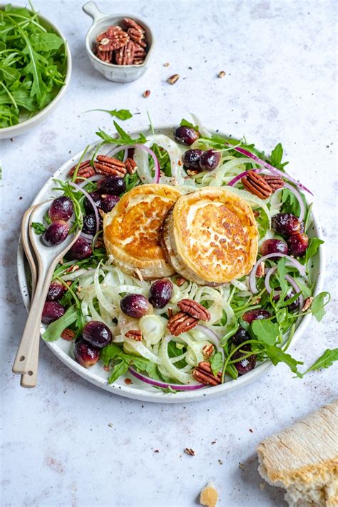 Salade Met Gegrilde Geitenkaas En Druiven Kokerellen Snel Gezond En