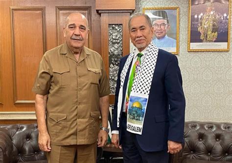 Dewan Negara president receives courtesy call from Palestinian ambassador | Malay Mail