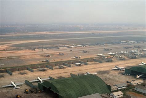 Tan Son Nhut Air Base Saigon Vietnam The Top Row Of Flickr