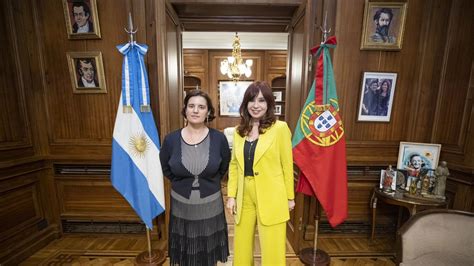 Cristina Kirchner Se Reuni Con La Ministra Portuguesa Mariana Vieira