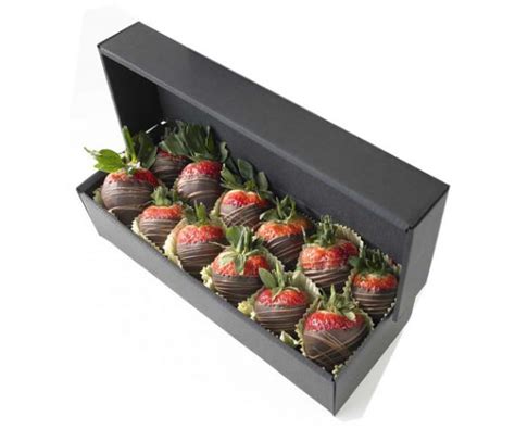 Custom Printed Boxes For Chocolate Covered Strawberries Wholesale Packaging For Chocolate