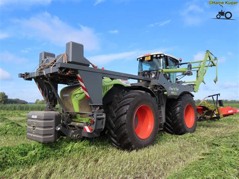 Foto Claas Xerion Van Dun Agro