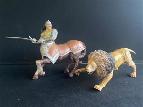 Hasbro Disney Walden The Chronicles Of Narnia Aslan And Centaur