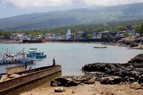 What is the Capital of Comoros? | Mappr