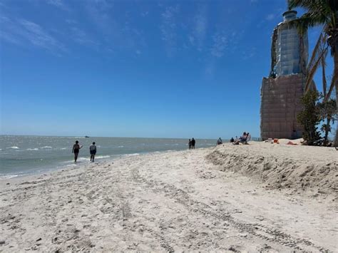 Lighthouse Beach Parking Lots Closed For Crews To Add Additional Sand