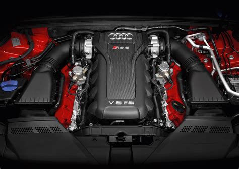 Audi RS 5 Coupe Debuts In Geneva