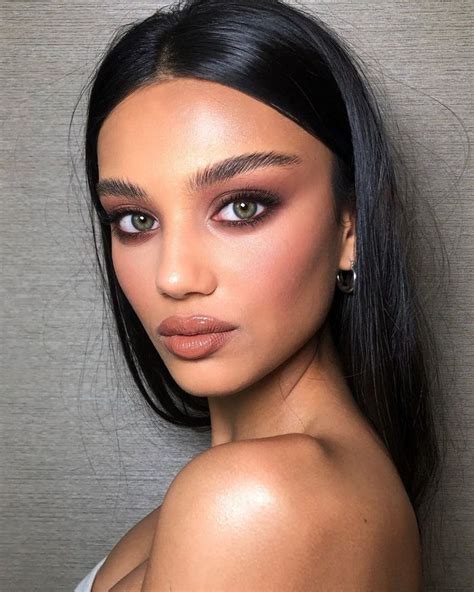 5 Gorgeous Spring Hair Colors To Complement Light Eyes In 2020