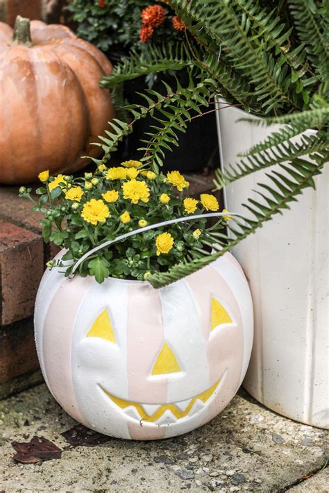 Learn How To Easily Take Common Plastic Pumpkin Buckets And Turn Them