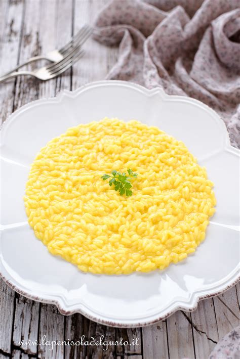 Risotto Alla Milanese La Ricetta Classica Del Riso Allo Zafferano E