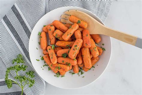 Easy Roasted Baby Carrots | FoodLove.com