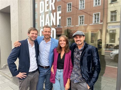 Über Uns - Weedo