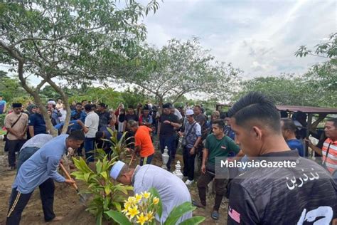 Jenazah Muhamad Syafiq Selamat Dikebumikan