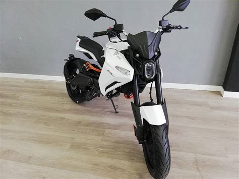 Voge ER10 una naked eléctrica equivalente a 125cc Blog Grupo Playcar