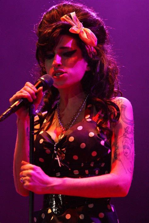 Amy Winehouse Artofit