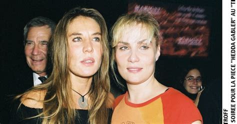 C Est Inadmissible Mathilde Et Emmanuelle Seigner Fulminent