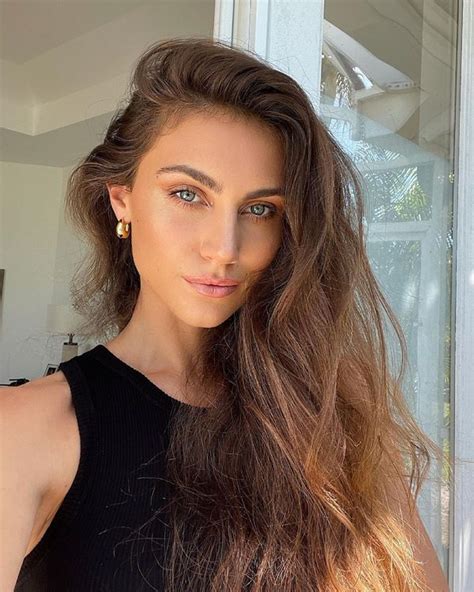 Steph Rayner Height Weight Bio Wiki Age Photo Instagram