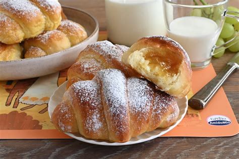 Cornetti Brioche Senza Glutine La Ricetta Facile E Soffice Adatta A Tutti