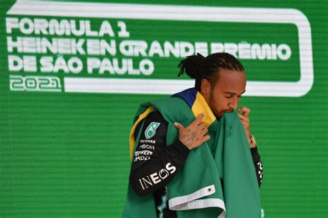 Lewis Hamilton Virou Queridinho Dos Brasileiros Muito Antes Das Ofensas